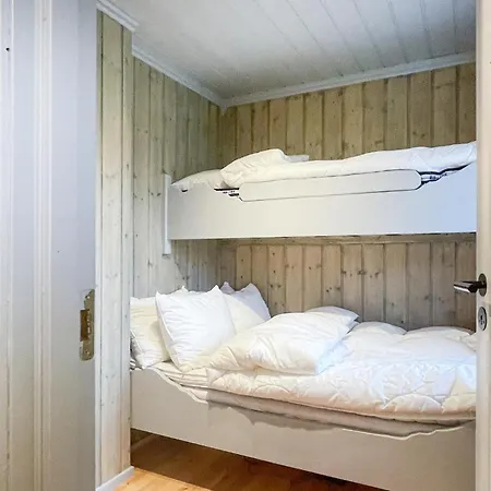Cozy Home In Reinli With Sauna Casa de Férias *