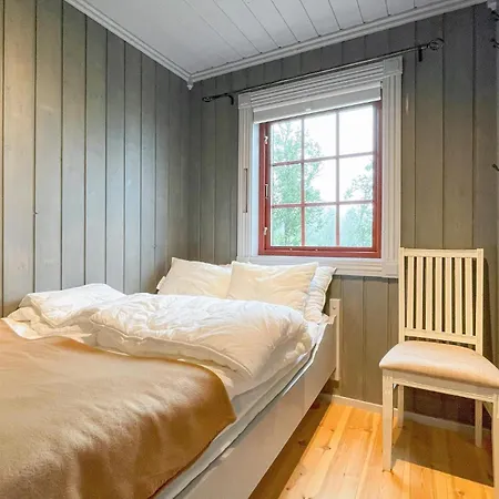 Holiday home 4 Bedroom Cozy In *