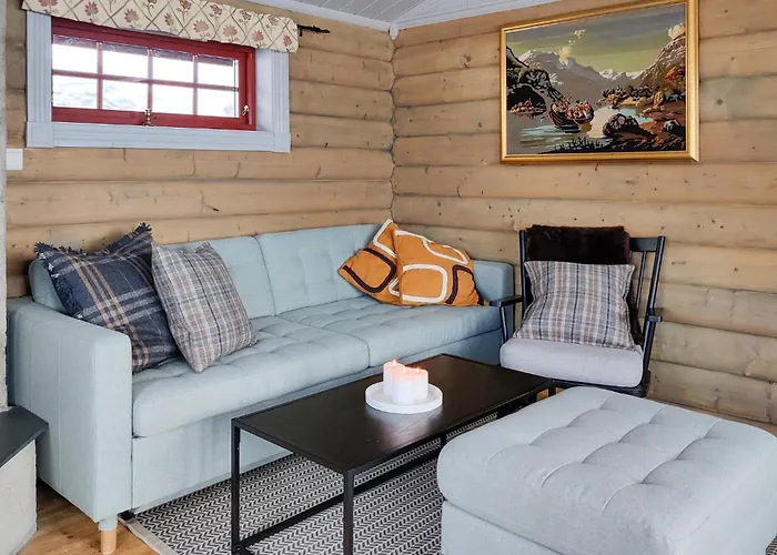 4 Bedroom Cozy In Ferienhaus *