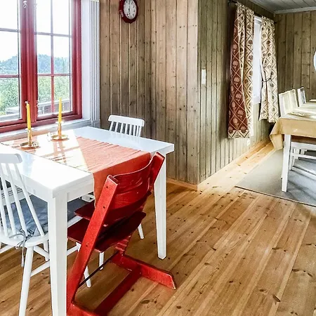 Cozy Home In Reinli With Sauna Reinli