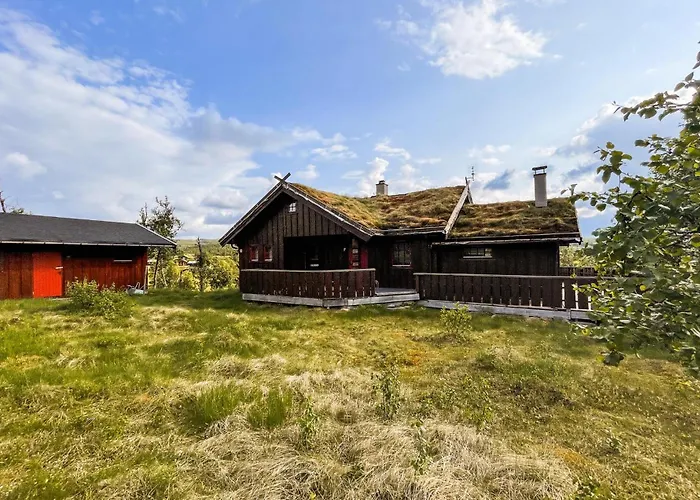 4 Bedroom Cozy In Reinli